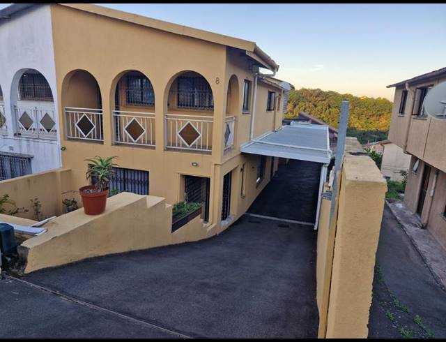 4 BEDROOM HOUSE FOR SALE IN MONTFORD